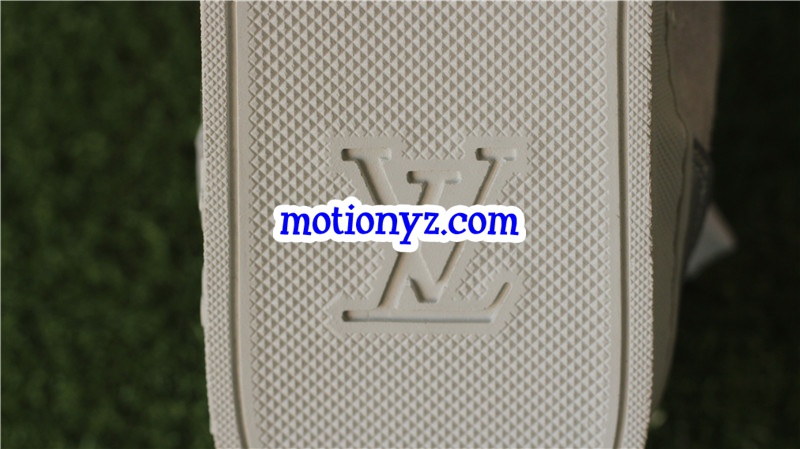 Brand Sneaker Low Top Cream White